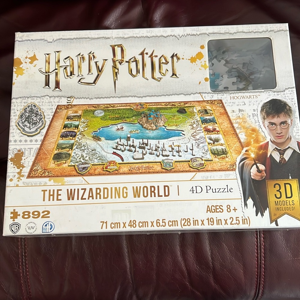 ❌SOLD❌ 4D Cityscape Harry Potter Wizarding World Hogwarts & Hogsmeade Puzzle
